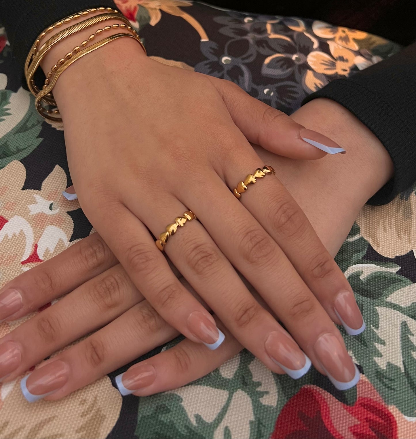 Rome Row Of Hearts Gold Love Ring